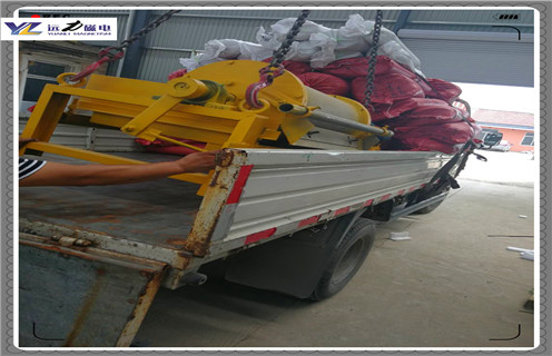 河沙磁選機(jī)，河沙磁選機(jī)干選過程中磁源強(qiáng)大而穩(wěn)定_沙子分選機(jī)_鐵礦石河沙磁選機(jī)干選過程中磁源強(qiáng)大而穩(wěn)定_價(jià)格