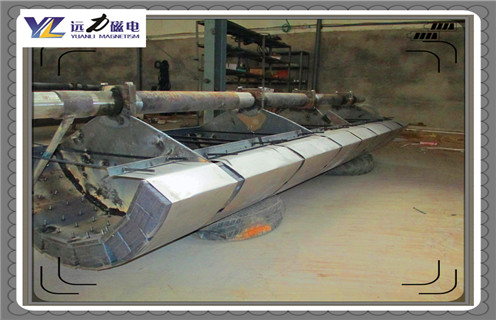 磁選機，粉煤灰磁選機顆粒分離的必要條件包括幾個方面？型號參數(shù)_粉煤灰磁選機顆粒分離的必要條件包括幾個方面？磁場一般為多少_磁塊如何排列