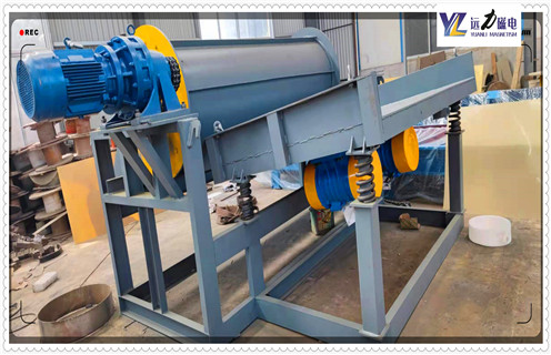 滾筒磁選機，濰坊滾筒磁選機必須對現實生活加以提煉總結！廠家_鐵礦磁選機在鐵粉選別中起什么作用？磁場一般為多少_磁塊如何排列 