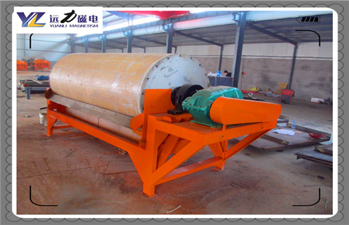 干式磁選機(jī)，濰坊干式磁選機(jī)的技術(shù)及性能特點(diǎn)為您解說(shuō)！_磁性礦粒鐵礦錳礦干式磁選機(jī)_濰坊干式磁選機(jī)的技術(shù)及性能特點(diǎn)為您解說(shuō)！工作視頻皮帶及結(jié)構(gòu)價(jià)格