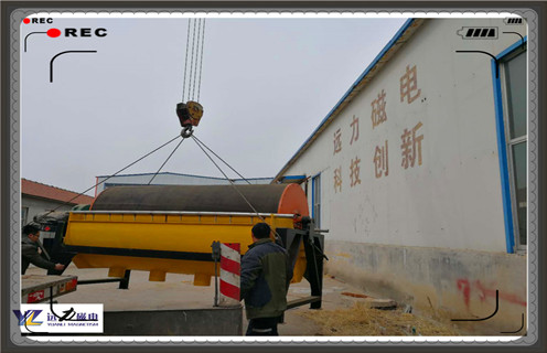 磁選機(jī)，磁選機(jī)選礦工藝上不同的用戶精心設(shè)計(jì)選礦設(shè)備！_鐵礦選礦磁選機(jī)選礦工藝上不同的用戶精心設(shè)計(jì)選礦設(shè)備！磁場(chǎng)一般為多少_磁塊如何排列