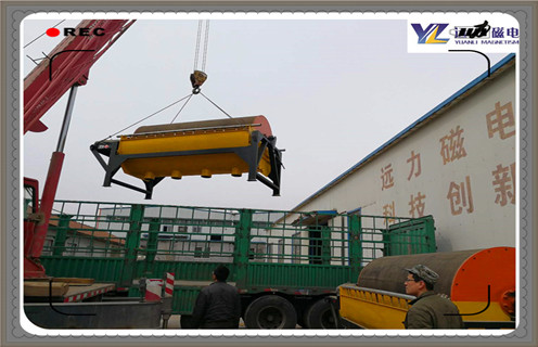 磁選機(jī)設(shè)備，磁選機(jī)設(shè)備的結(jié)構(gòu)特點(diǎn)分析_鐵礦選礦磁選機(jī)設(shè)備的結(jié)構(gòu)特點(diǎn)分析磁場(chǎng)一般為多少_磁塊如何排列