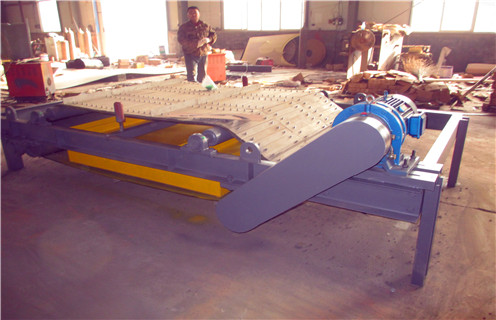 皮帶除鐵器，四川皮帶除鐵器安裝規(guī)范_帶式強(qiáng)磁四川皮帶除鐵器安裝規(guī)范工作原理構(gòu)造選型_廠家 