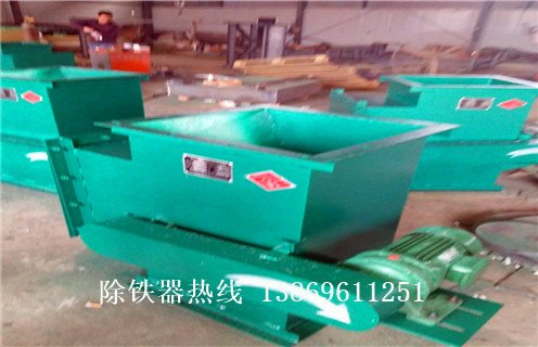 永磁管道除鐵器，永磁管道除鐵器Dn100價格 _遠(yuǎn)力廣東管道式粉料永磁除鐵器12000高斯_可定制工作原理_安裝示意圖