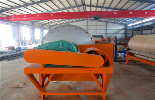 鐵礦磁選機(jī)，西藏鐵礦磁選機(jī)生產(chǎn)線_客戶您了解盤式干式磁選機(jī)的優(yōu)勢嗎，選三氧化二鐵嗎？