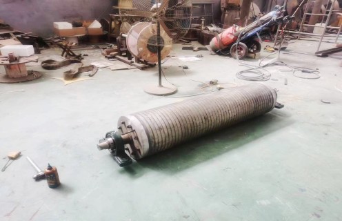 鐵礦磁選機(jī)，海南鐵礦磁選機(jī)工作原理_ 海南鐵礦磁選機(jī)工作原理一般為多少_磁塊如何排列