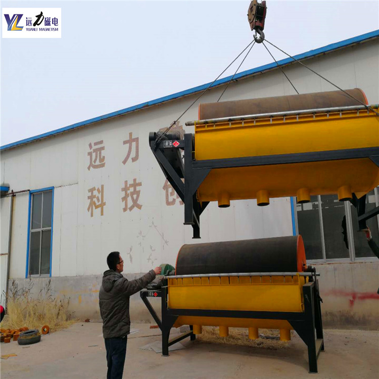 永磁筒式磁選機(jī)，廣西防城港永磁筒式磁選機(jī)_廣西防城港永磁筒式磁選機(jī)如何配置，選三氧化二鐵嗎？