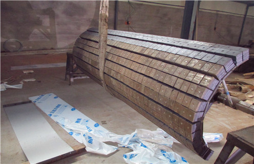 干式磁選機(jī)，福建干式磁選機(jī)參數(shù)的四點(diǎn)保養(yǎng)秘籍_福建干式磁選機(jī)參數(shù)規(guī)格一般是多少_生產(chǎn)廠家